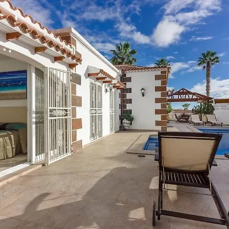 Maya. Attractive Modern 4 Bedroom