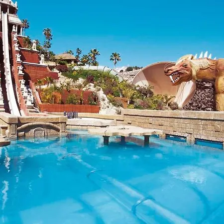 Villa Maya. Attractive Modern 4 Bedroom *