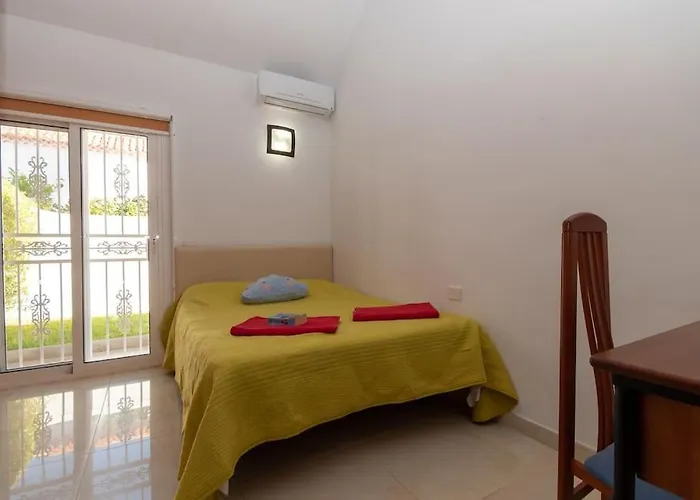 Maya. Attractive Modern 4 Bedroom فيلة كالاو سالفاجي