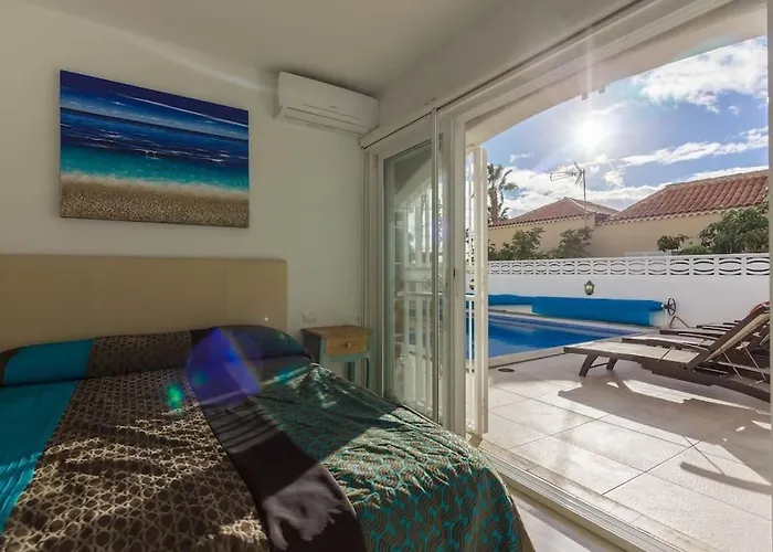 Maya. Attractive Modern 4 Bedroom فيلة *