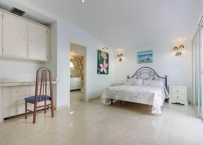 فيلة Maya. Attractive Modern 4 Bedroom *