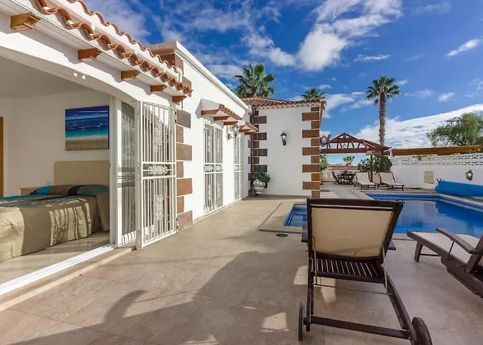 Maya. Attractive Modern 4 Bedroom